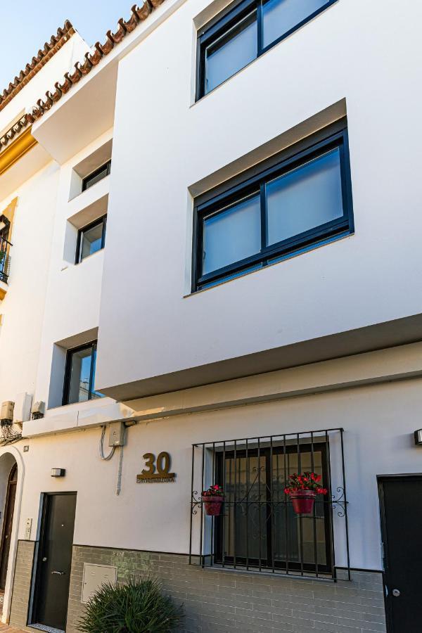 Acogedor Apartamento En Estepona Centro By Rent Me Ngoại thất bức ảnh