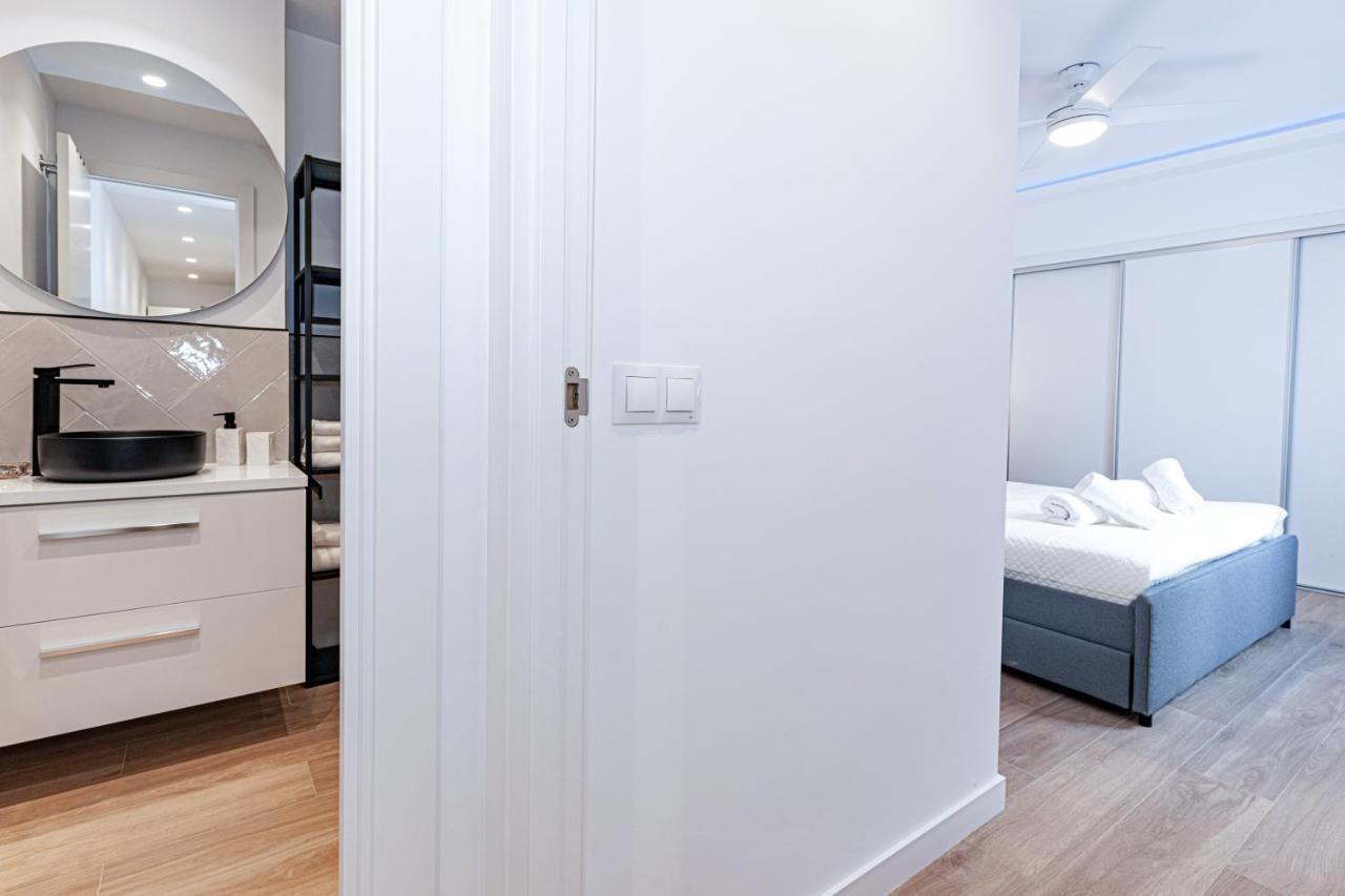 Acogedor Apartamento En Estepona Centro By Rent Me Ngoại thất bức ảnh